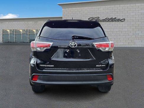 Used 2016 Toyota Highlander XLE image 5