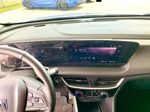 Used 2026 Buick Encore GX Sport Touring w/ Advanced Technology Package FWD image 19
