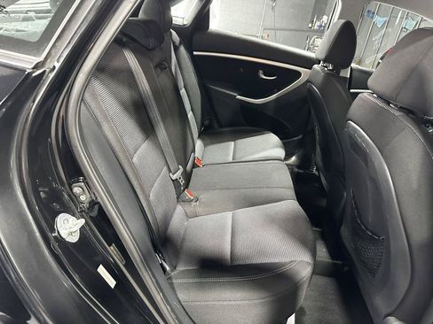 Used 2014 Hyundai Elantra GT FWD image 31