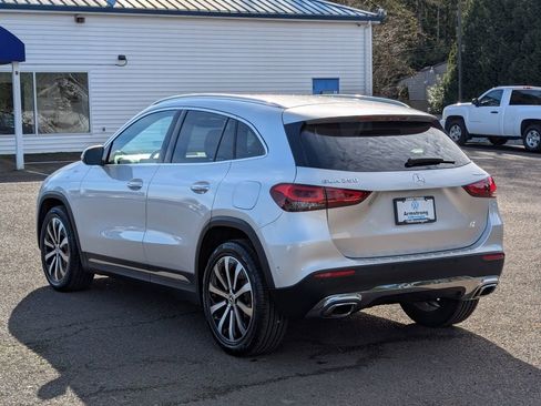 Used 2021 Mercedes-Benz GLA 250 GLA 250 image 3