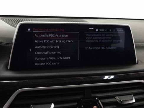 Used 2022 BMW 740i xDrive w/ M Sport Package image 30