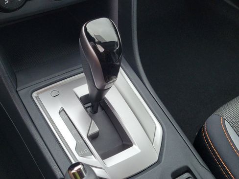 Used 2019 Subaru Crosstrek 2.0i Premium image 24