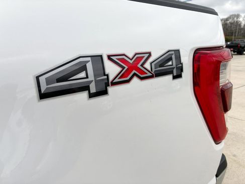 Used 2021 Ford F150 Lariat w/ Max Trailer Tow Package image 32