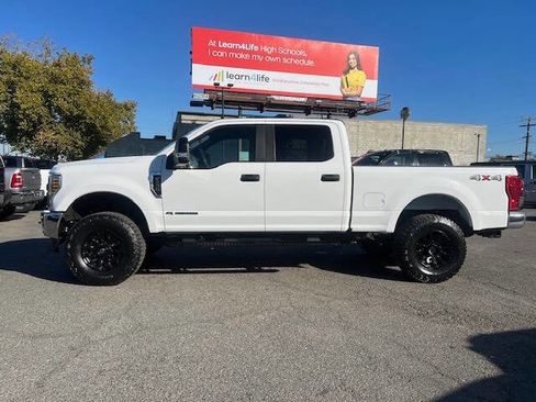 Used 2019 Ford F250 XL w/ Power Equipment Group image 4