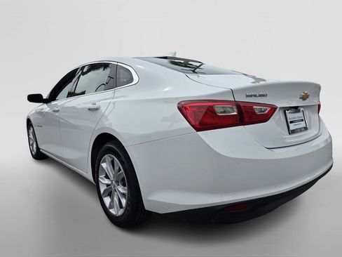 Used 2023 Chevrolet Malibu LT FWD image 3