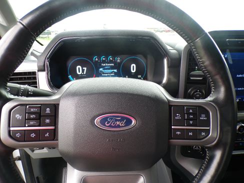 Used 2021 Ford F150 Lariat w/ Max Trailer Tow Package AWD/4WD image 19