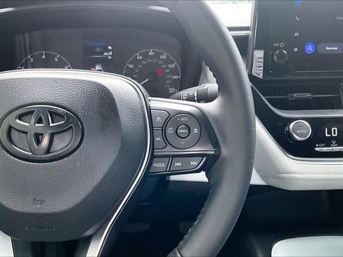 Used 2024 Toyota Corolla SE FWD image 24