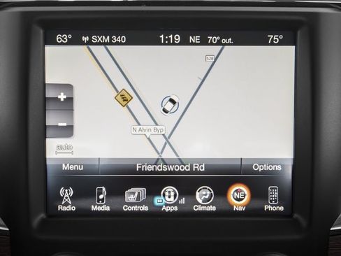 Used 2016 RAM 1500 Laramie w/ Convenience Group AWD/4WD image 16