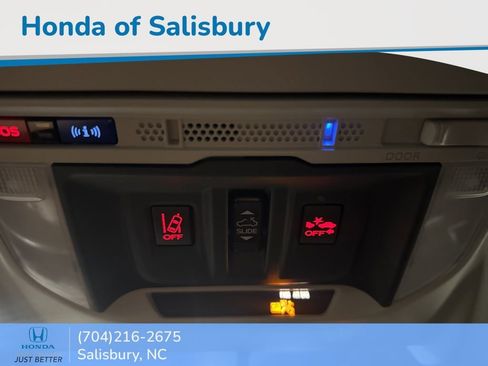 Used 2020 Subaru Forester Limited image 18