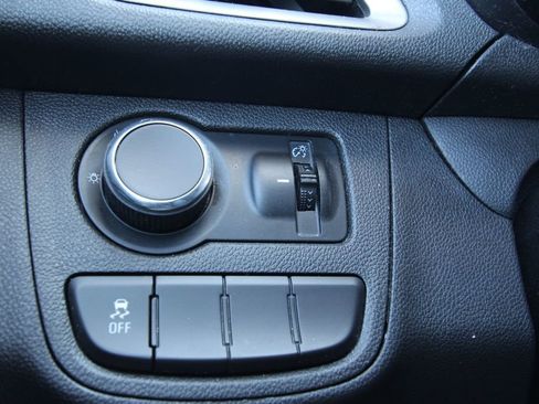 Used 2021 Chevrolet Spark LS image 19