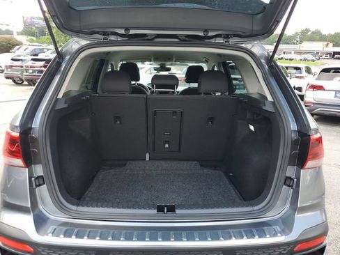 Certified 2024 Volkswagen Taos S FWD image 9