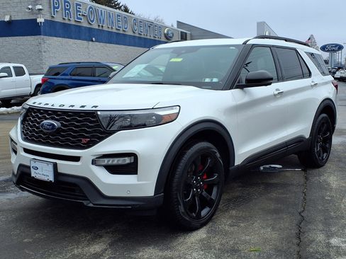 Certified 2022 Ford Explorer ST w/ Equipment Group 401A image 8