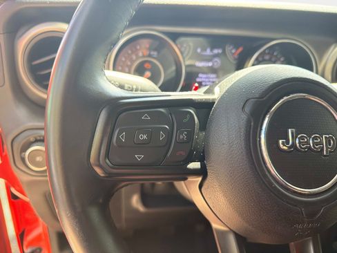 Used 2019 Jeep Wrangler Unlimited Sport S AWD/4WD image 26