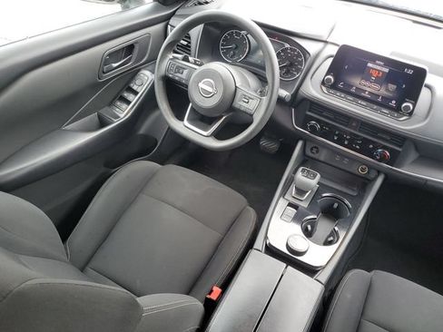 Used 2024 Nissan Rogue S AWD/4WD image 13