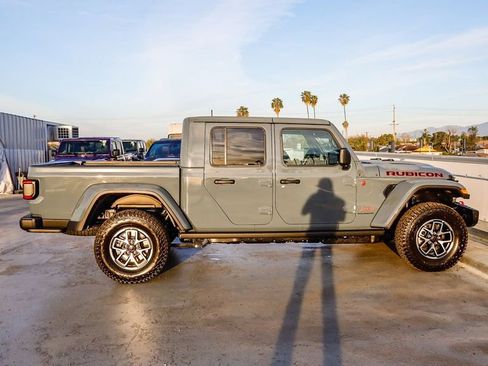 New 2026 Jeep Gladiator Rubicon AWD/4WD image 13