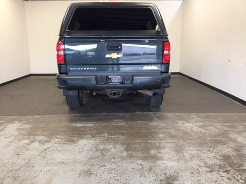 Used 2017 Chevrolet Silverado 2500 High Country w/ Snow Plow Prep Package AWD/4WD image 5