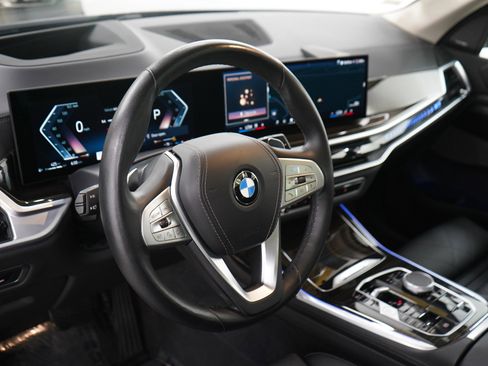 Used 2024 BMW X7 xDrive40i w/ Premium Package AWD/4WD image 23