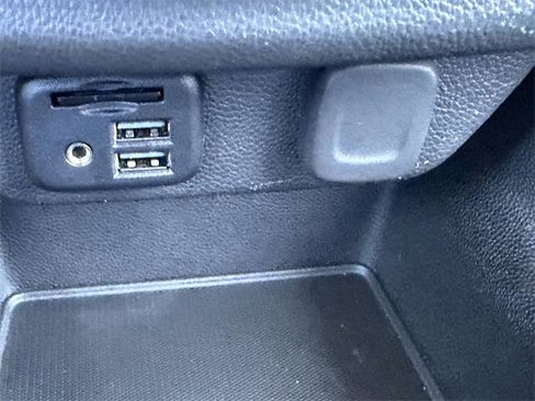 Certified 2021 Chevrolet Traverse LT w/ LT Premium Package image 27