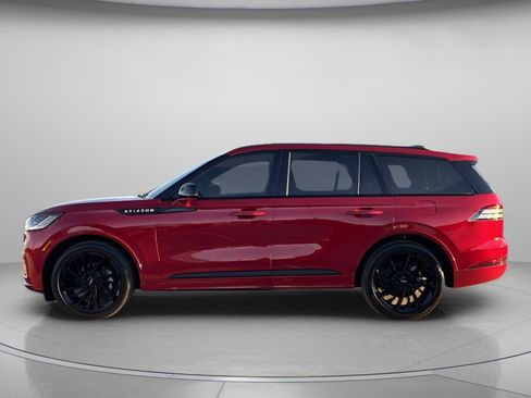 Used 2025 Lincoln Aviator Reserve w/ Jet Appearance Package image 5