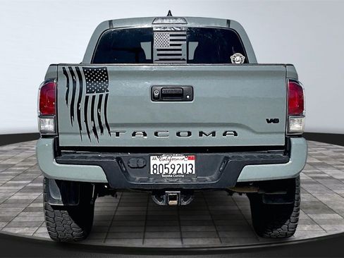 Used 2023 Toyota Tacoma TRD Off-Road image 5