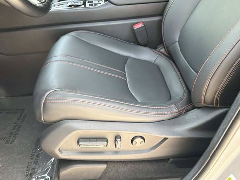 Used 2024 Honda Pilot TrailSport image 18