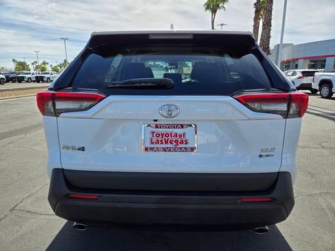Certified 2025 Toyota RAV4 XLE image 5