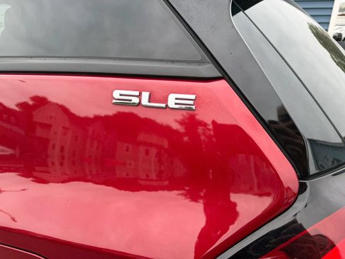 Used 2019 GMC Terrain SLE w/ Driver Convenience Package FWD image 39