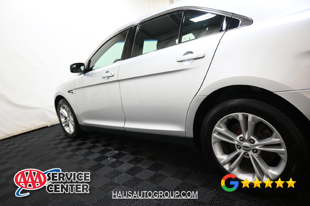 Used 2016 Ford Taurus SEL w/ Equipment Group 201A AWD/4WD image 8