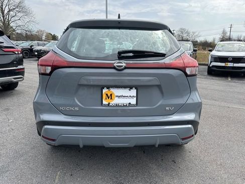 Certified 2022 Nissan Kicks SV FWD image 6