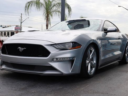 Used 2018 Ford Mustang GT Premium RWD image 2