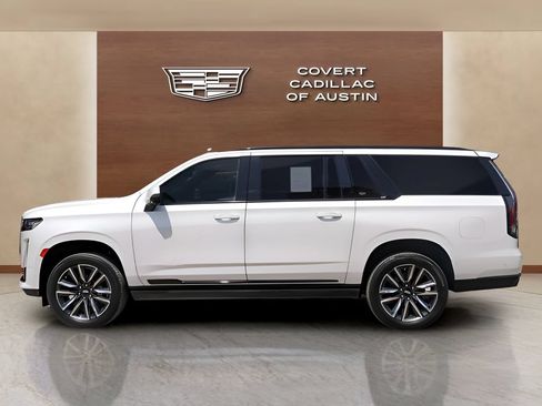 Certified 2023 Cadillac Escalade ESV Sport w/ Touring Package RWD image 36