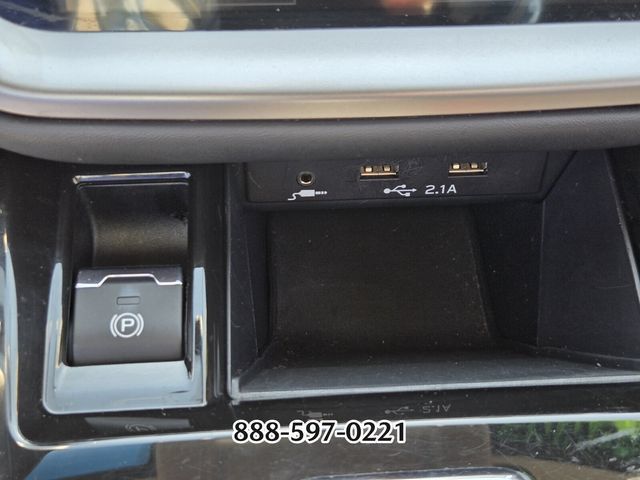 Used 2022 Subaru Outback Limited AWD/4WD image 25