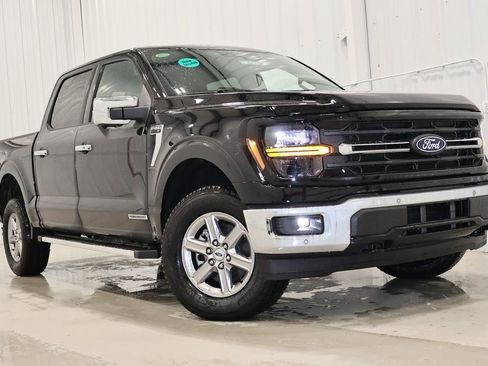 New 2025 Ford F150 XLT w/ Equipment Group 302A MID image 30