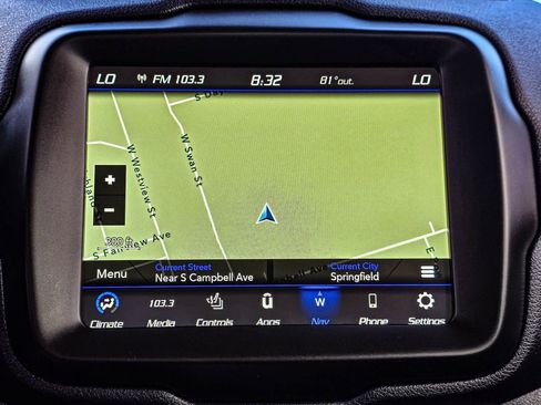 Used 2023 Jeep Renegade Altitude w/ Convenience Group I AWD/4WD image 18