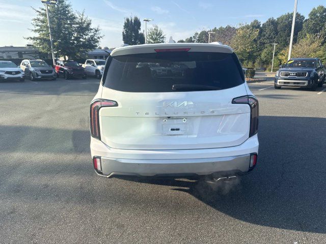 Used 2024 Kia Telluride SX FWD image 7