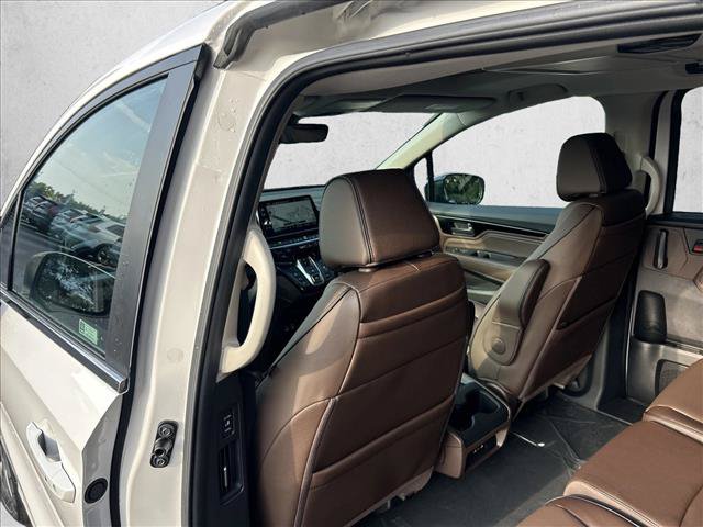 New 2027 Honda Odyssey Touring image 21