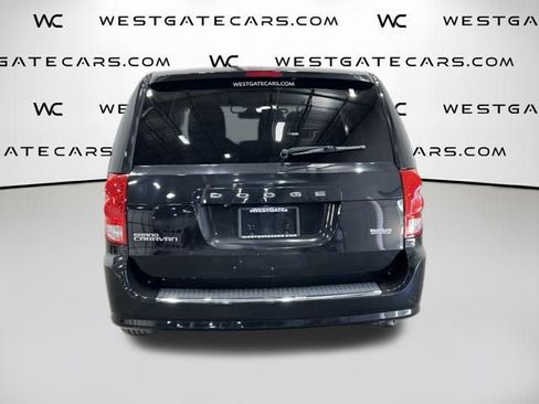Used 2020 Dodge Grand Caravan SE FWD image 8