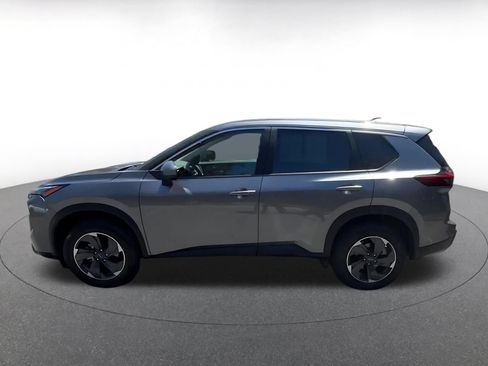 Used 2025 Nissan Rogue SV AWD/4WD image 7