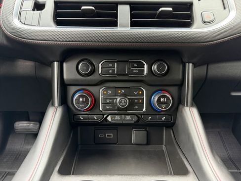 Certified 2021 Chevrolet Suburban RST w/ Luxury Package image 11