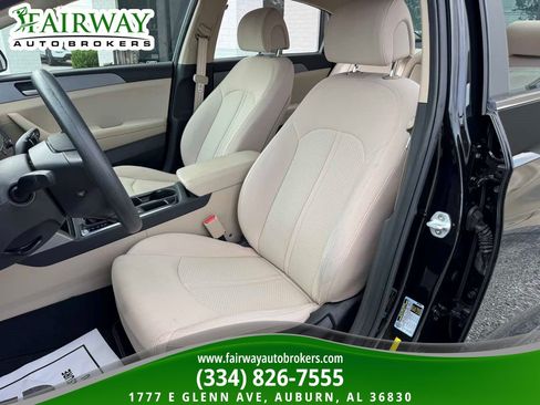 Used 2017 Hyundai Sonata SE FWD image 10