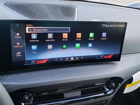 New 2026 BMW 330i xDrive Sedan w/ M Sport Package image 11