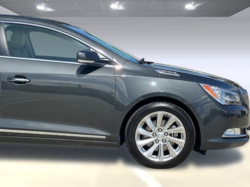 Used 2015 Buick LaCrosse Leather w/ Experience Buick Package FWD image 33