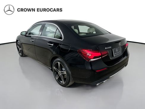 Certified 2022 Mercedes-Benz A 220 4MATIC image 7