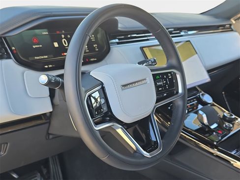Certified 2023 Land Rover Range Rover Sport SE image 17