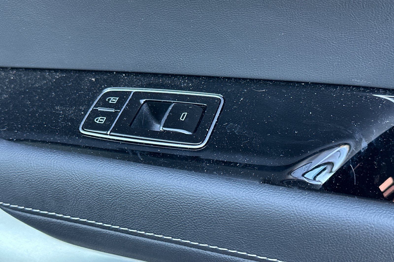 Certified 2026 Cadillac Vistiq Sport AWD/4WD image 20