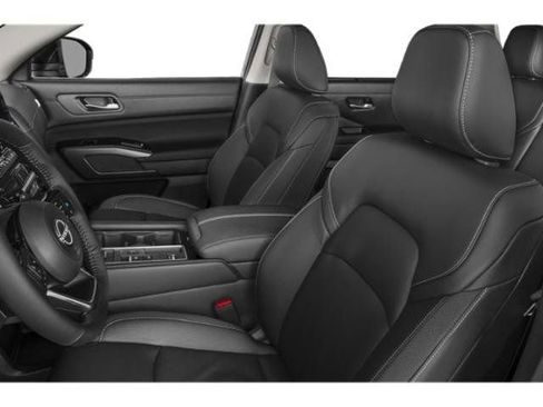 Certified 2022 Nissan Pathfinder SL w/ SL Premium Package FWD image 12