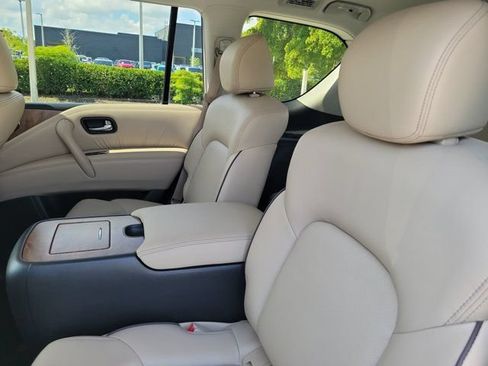 Used 2023 Nissan Armada SL w/ Captain's Chairs Package AWD/4WD image 12