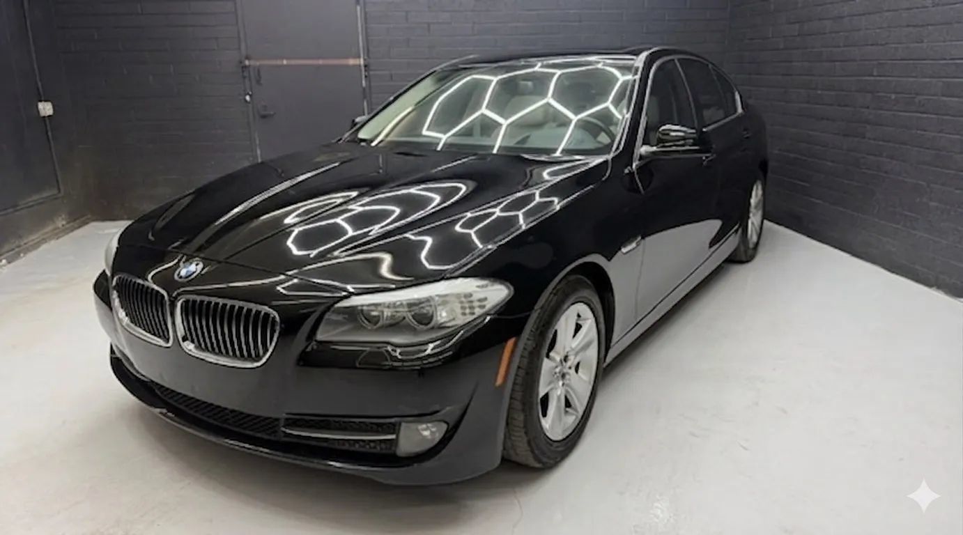 Used 2013 BMW 528i Sedan RWD image 3