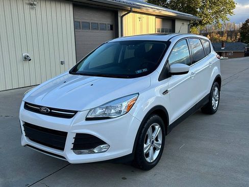 Used 2016 Ford Escape SE AWD/4WD image 1