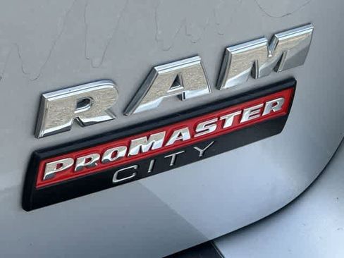 Used 2019 RAM ProMaster City SLT FWD image 17